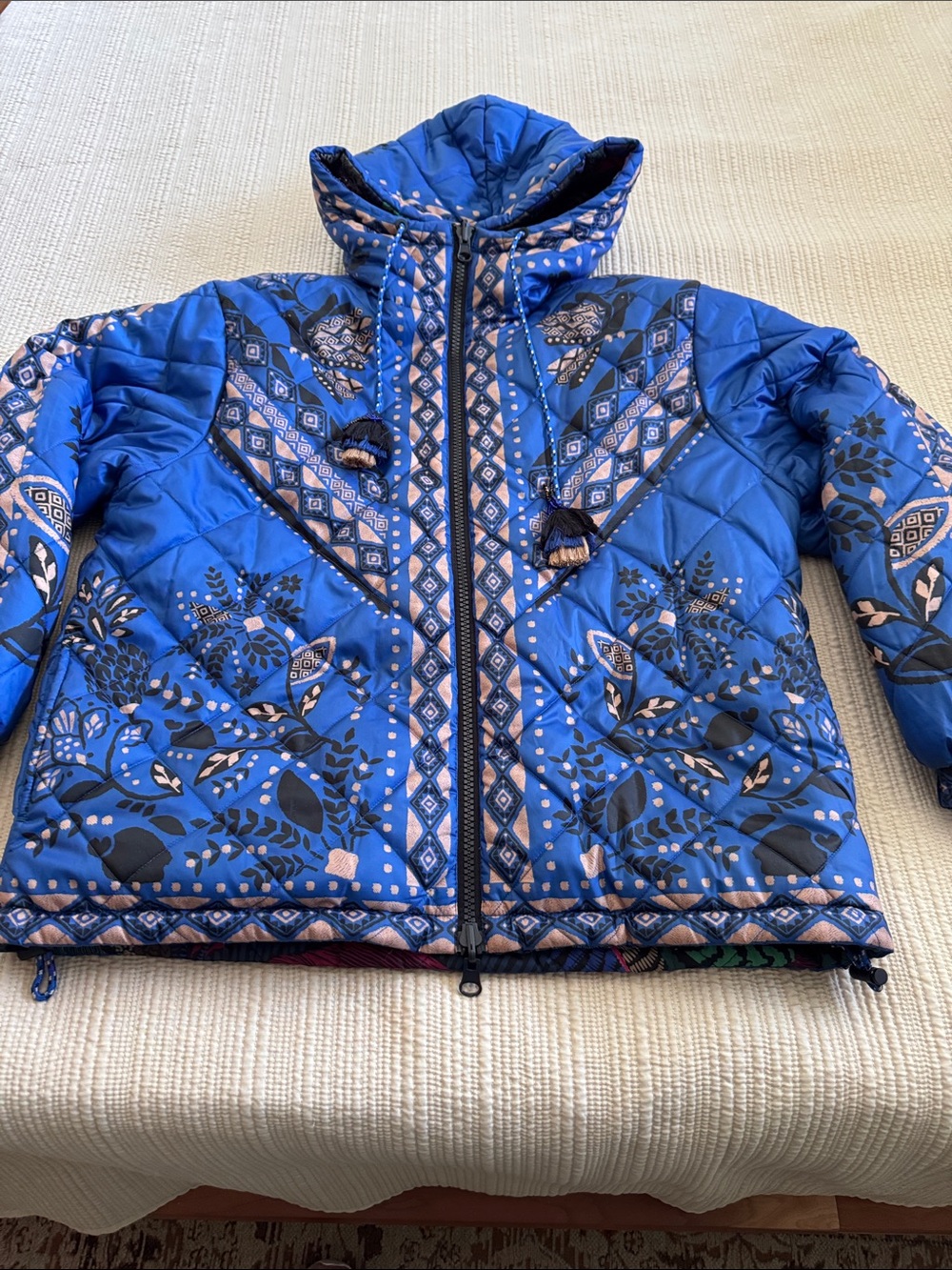FARM Rio Blue McCaw Forest Reversible Puffer - Picture 12 of 15